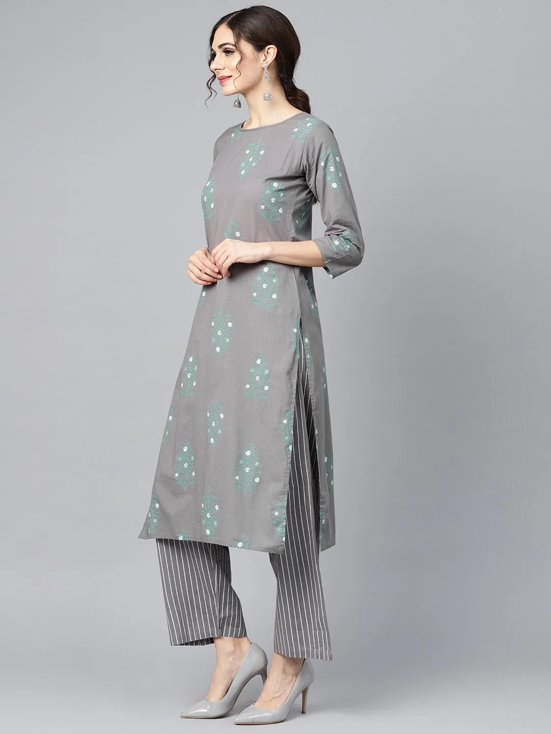 Grey Round Neck Floral Printed 3/4Th Sleeve Straight Kurta With Stripped Pants.